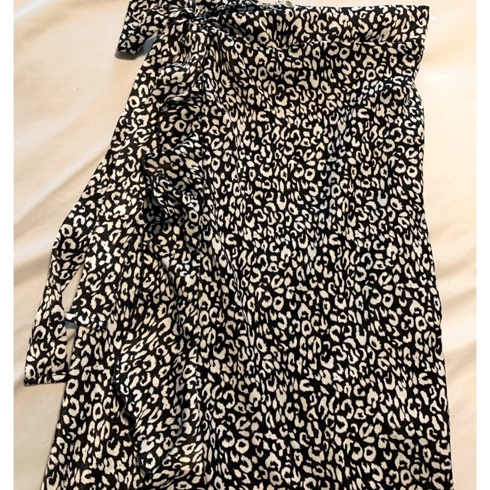 MIDI skirt